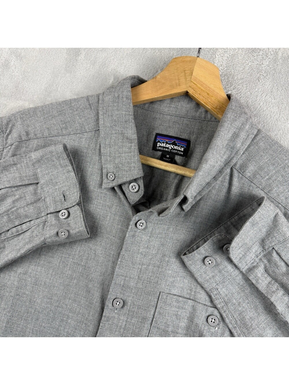 Patagonia 100% Organic Cotton Gray Button Up Shirt Long Sleeve Mens Medium Hike